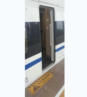 预成型反光标线带